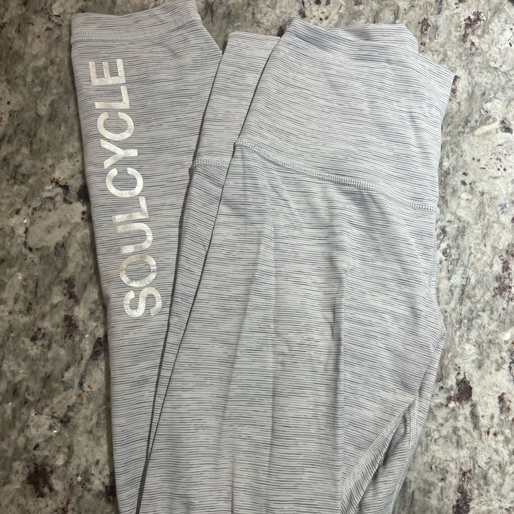 Soulcycle / Lululemon Align Pant 28”